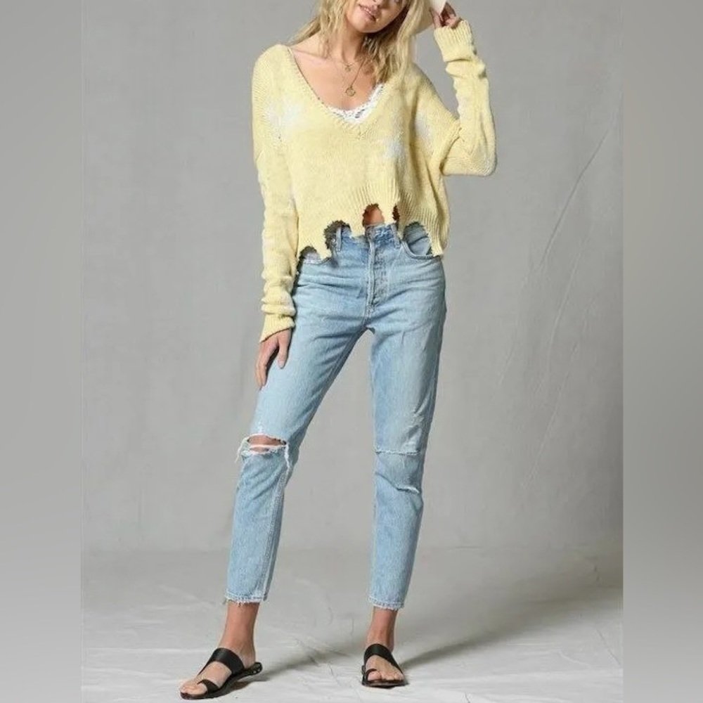 Blank Paige Distressed Cropped Pullover Star V-Neck Sweater Sunburst Yellow